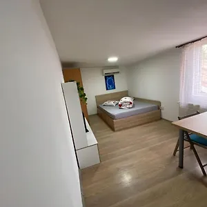 Garsoniera 4 Apartament