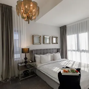 Luxury And Cozy With A Beautiful View Apartament